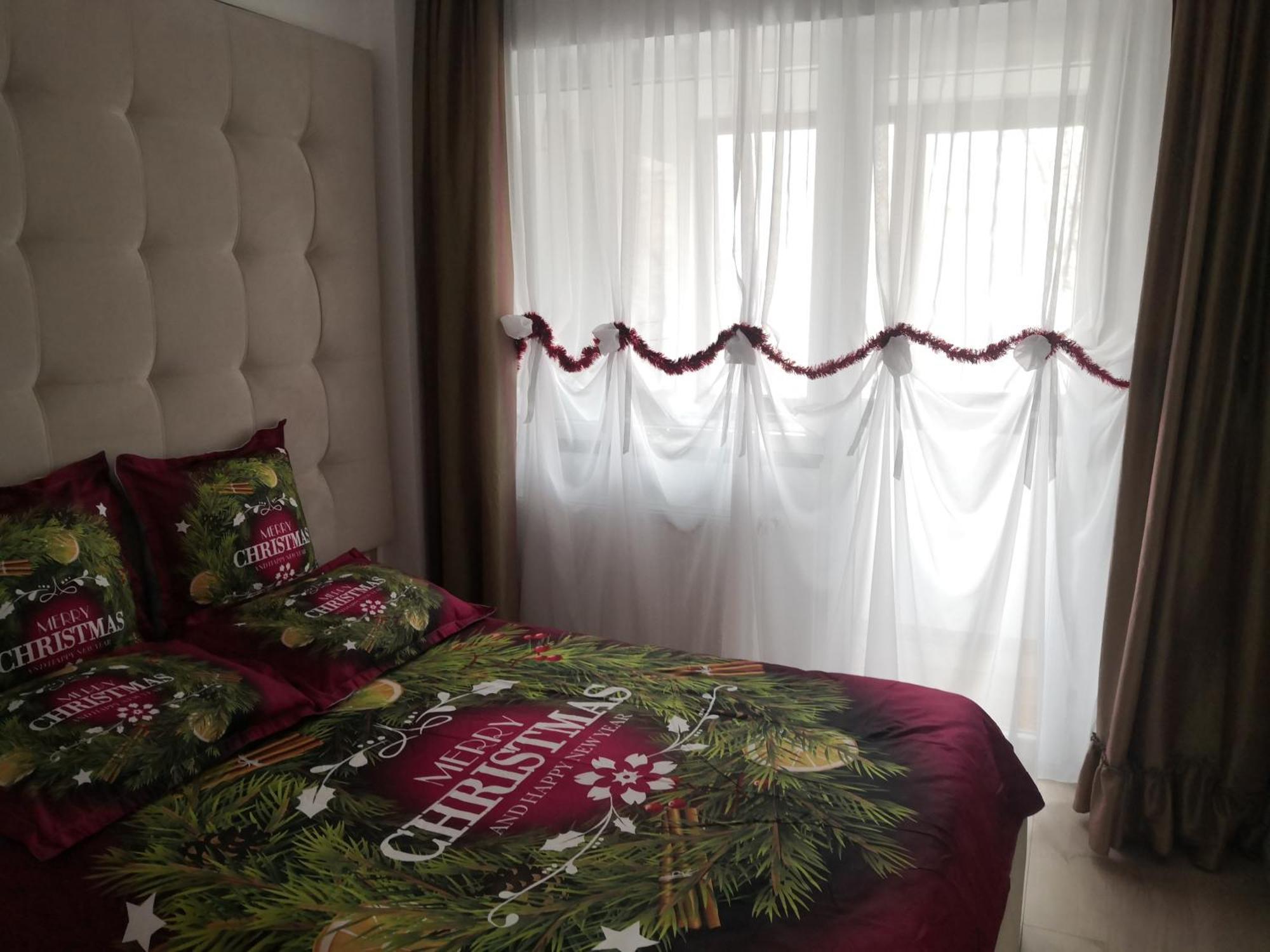 Apartament De Lux White&Red Сучава Экстерьер фото
